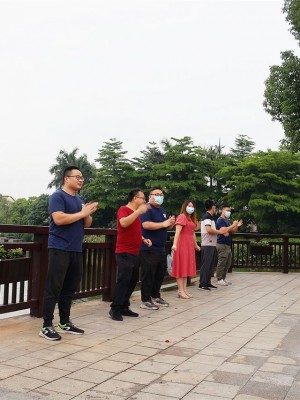 疫情期間如何強(qiáng)身健體、增強(qiáng)抵抗力？專家為你支招。不！澳鐳為你支招！